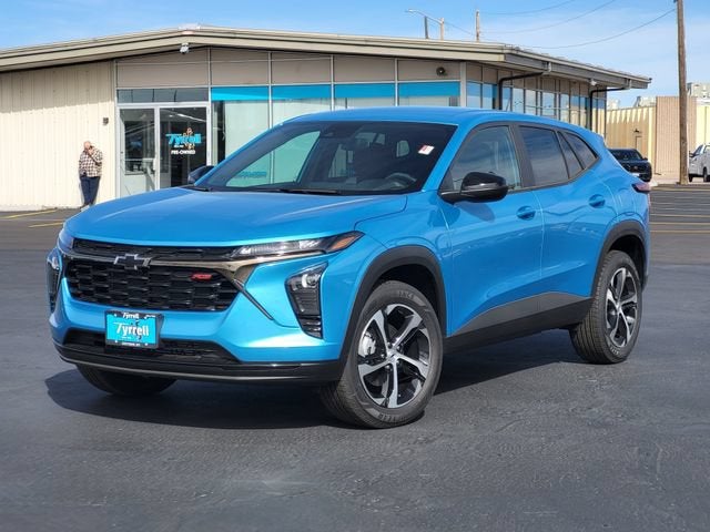 2026 Chevrolet Trax 1RS in Marina Blue Metallic — front three-quarter view